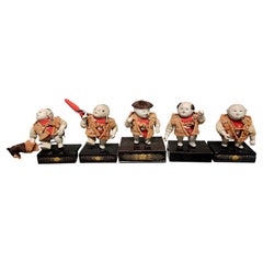 Lot de 5 poupées japonaises anciennes « Gosho Ningyo » représentant des enfants, « Les cinq petits garçons », fin de la période Edo