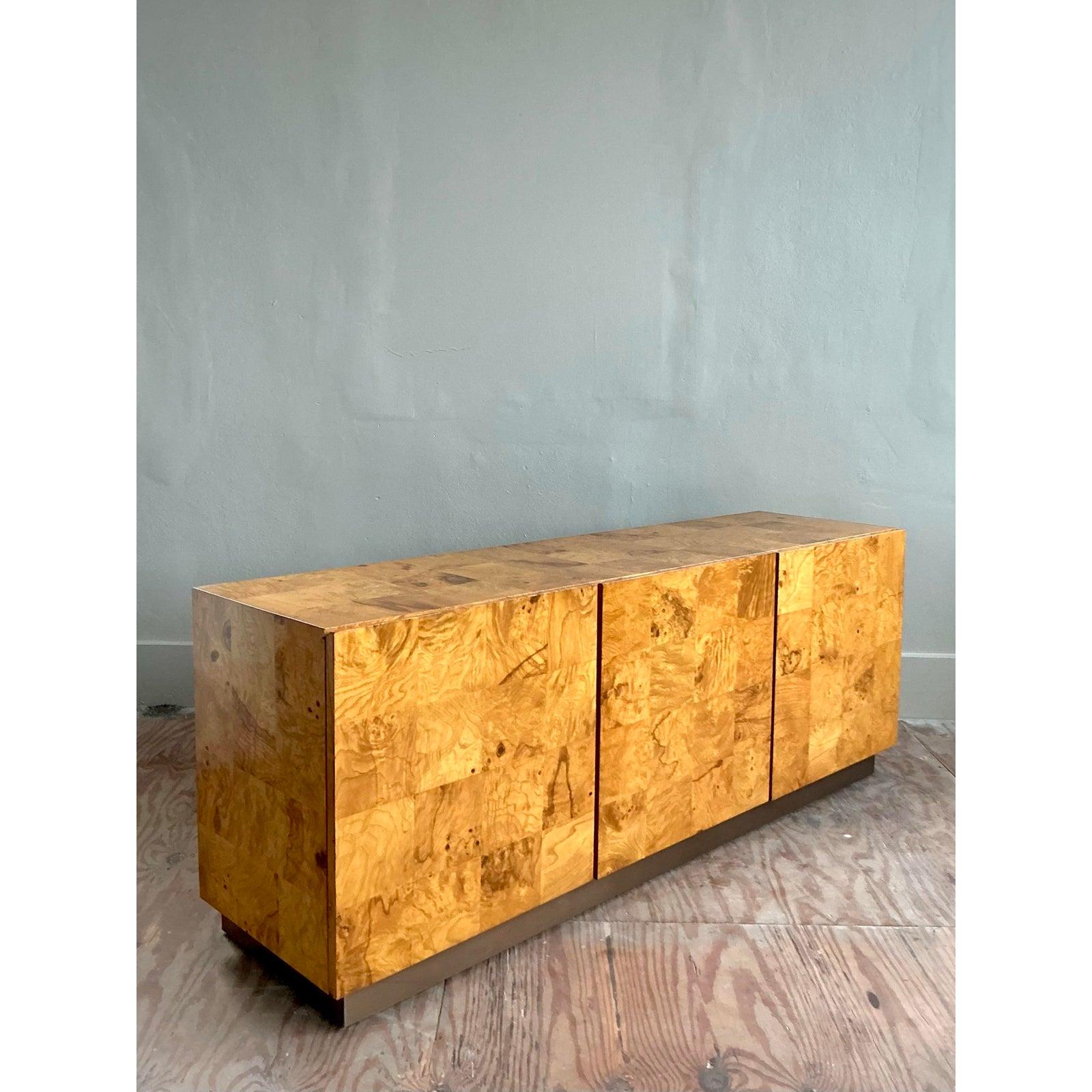 Vintage Boho Burl Wood Credenza After Milo Baughman for Thayer Coggin In Good Condition For Sale In West Palm Beach, FL
