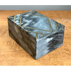 Vintage-Schatulle aus Messing mit geometrischen Einlegearbeiten aus Stein
