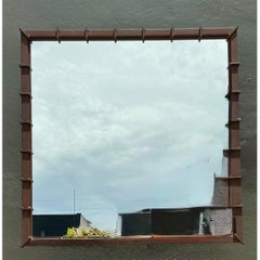 Wandspiegel aus patiniertem Metall im Vintage-Stil und Spiegelglas