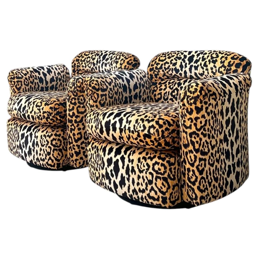 Sillas giratorias vintage de terciopelo con estampado de leopardo - Juego de dos en venta