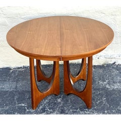 Vintage Wood Extendable Dining Table by Broyhill Brasilia