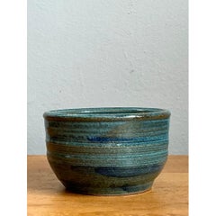Cuenco de cerámica esmaltado en azul vintage
