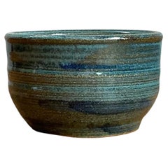 Cuenco de cerámica esmaltado en azul vintage