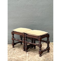 Sgabelli bassi vintage in legno tornito con impagliatura