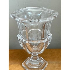 Weinlese Tiffany & Co. Vase mit Sockel aus geätztem Kristall