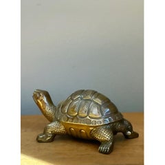 Schildkröte aus antikem, brüniertem Messing