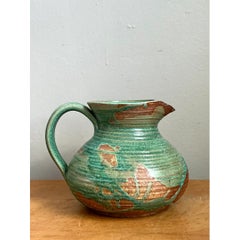 Keramikkrug im Vintage-Stil in Grün und Braun