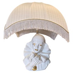Vintage-Keramiklampe im Pierrot-Stil mit originalem Lampenschirm im Art-Déco-Stil der 80er Jahre