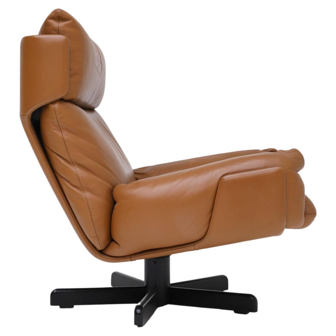 Durlet Lounge Chair 1976 Heiner Golz with Wood Base and Leather Seat