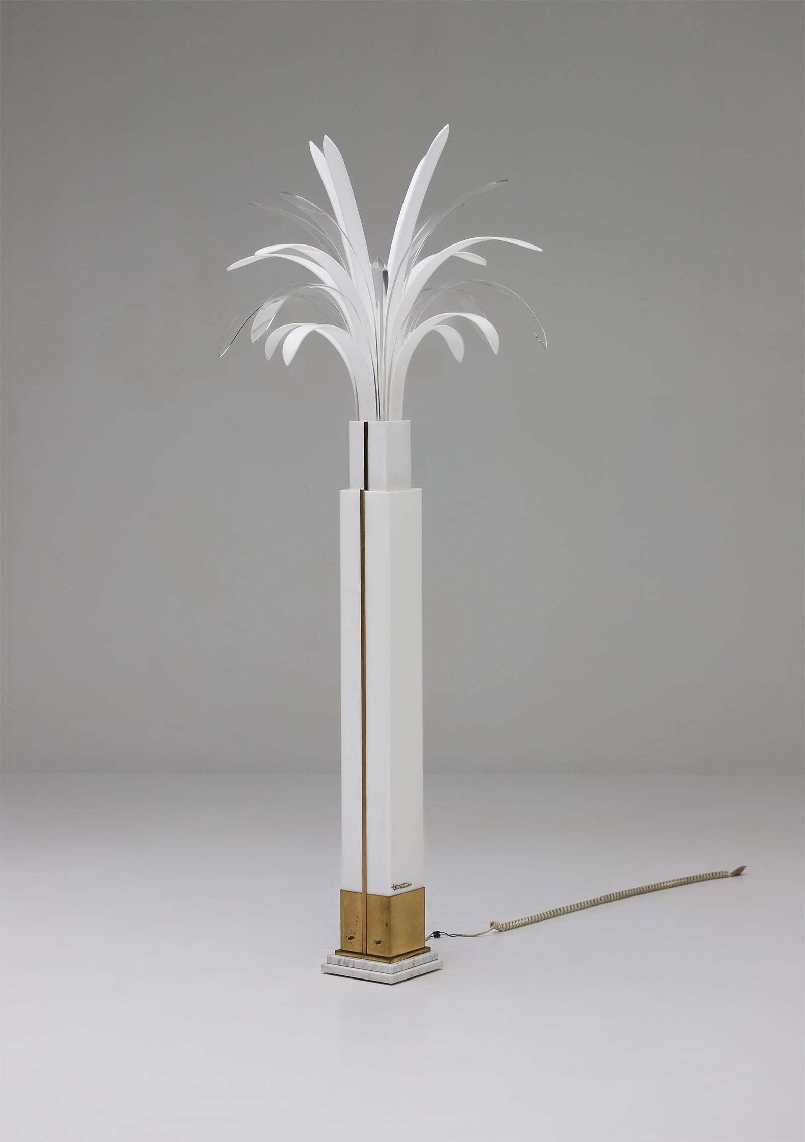 Mid-Century Modern White Palmtree Floor Lamp in Perspex by Theo Verhulst, 1982 For Sale