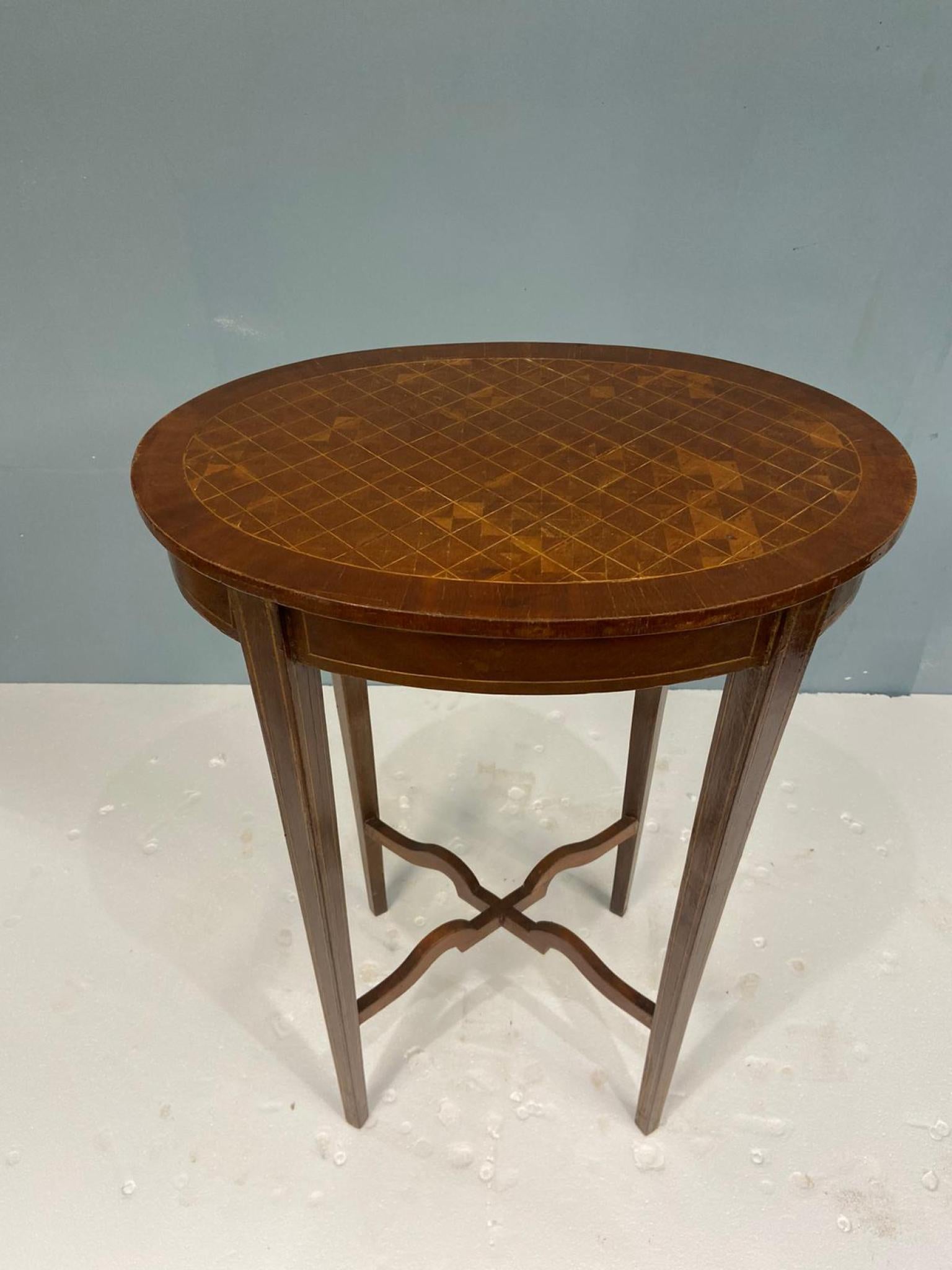 Regency Side Table Occasional Oval End Parquetry Inlay In Good Condition For Sale In Potters Bar, GB