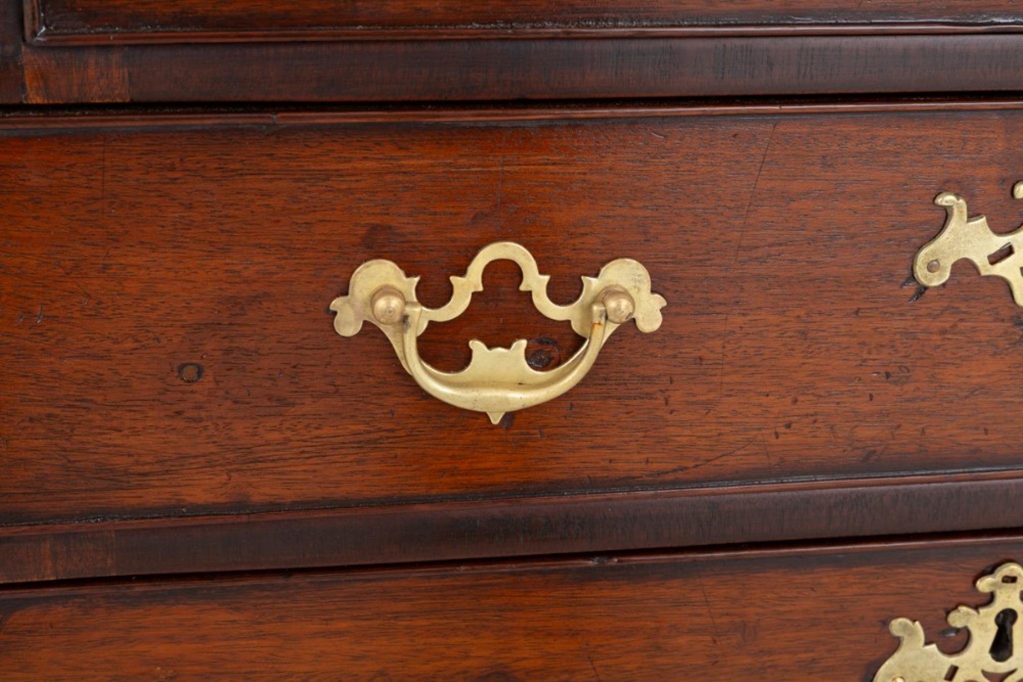 Georgian Bureau Schreibtisch Mahagoni Periode Antike (Holz) im Angebot