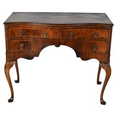 Comodino basso in noce stile Giorgio II - Credenza in noce