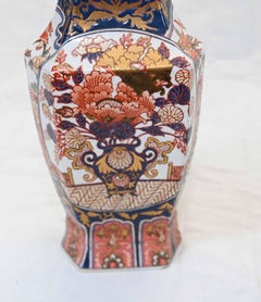 Pair Japanease Imari Vases Porcelain Urns 19th Century
