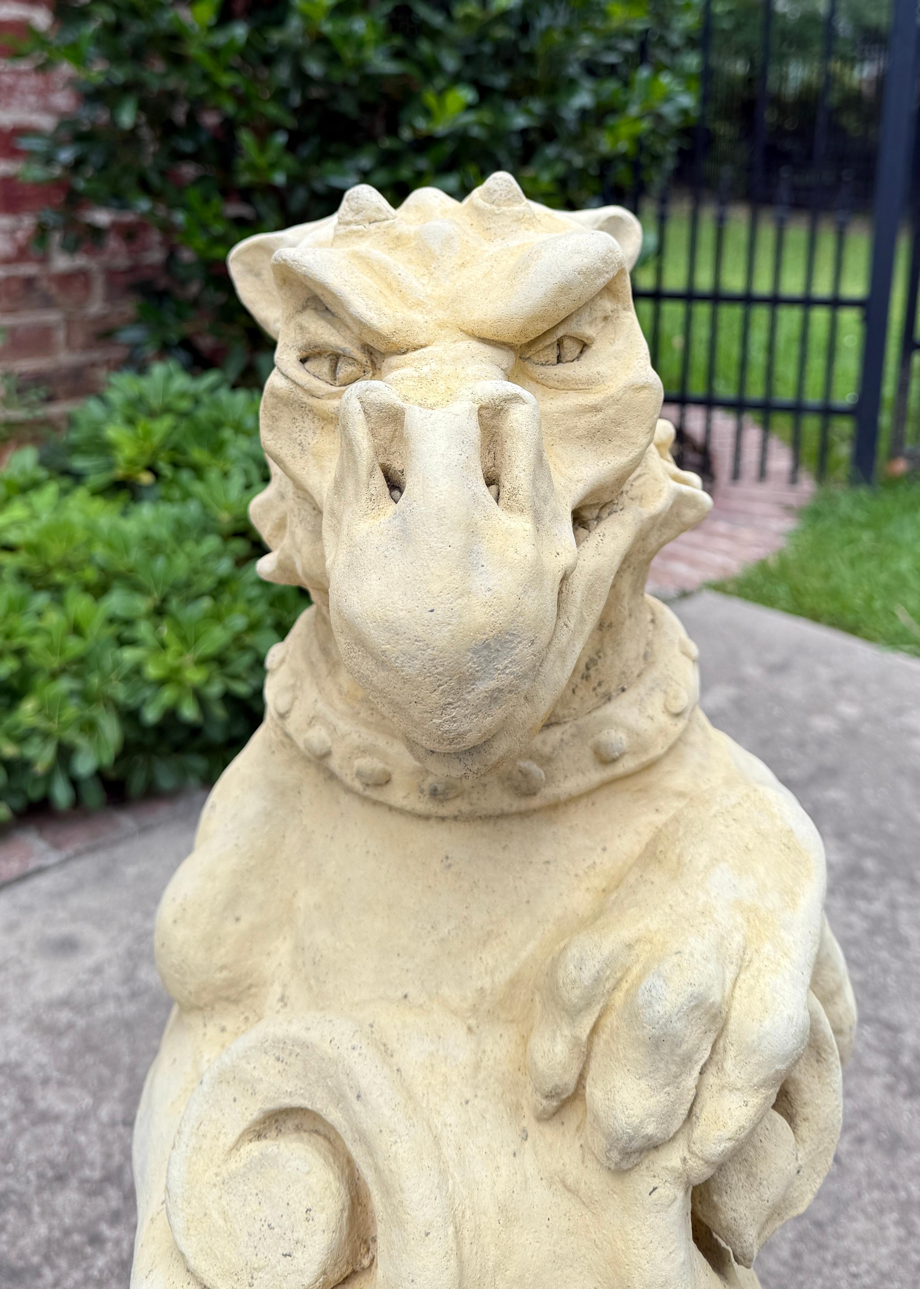Vintage English Statues Garden Figures Gargoyles Shield Cast Stone Pair For Sale 3