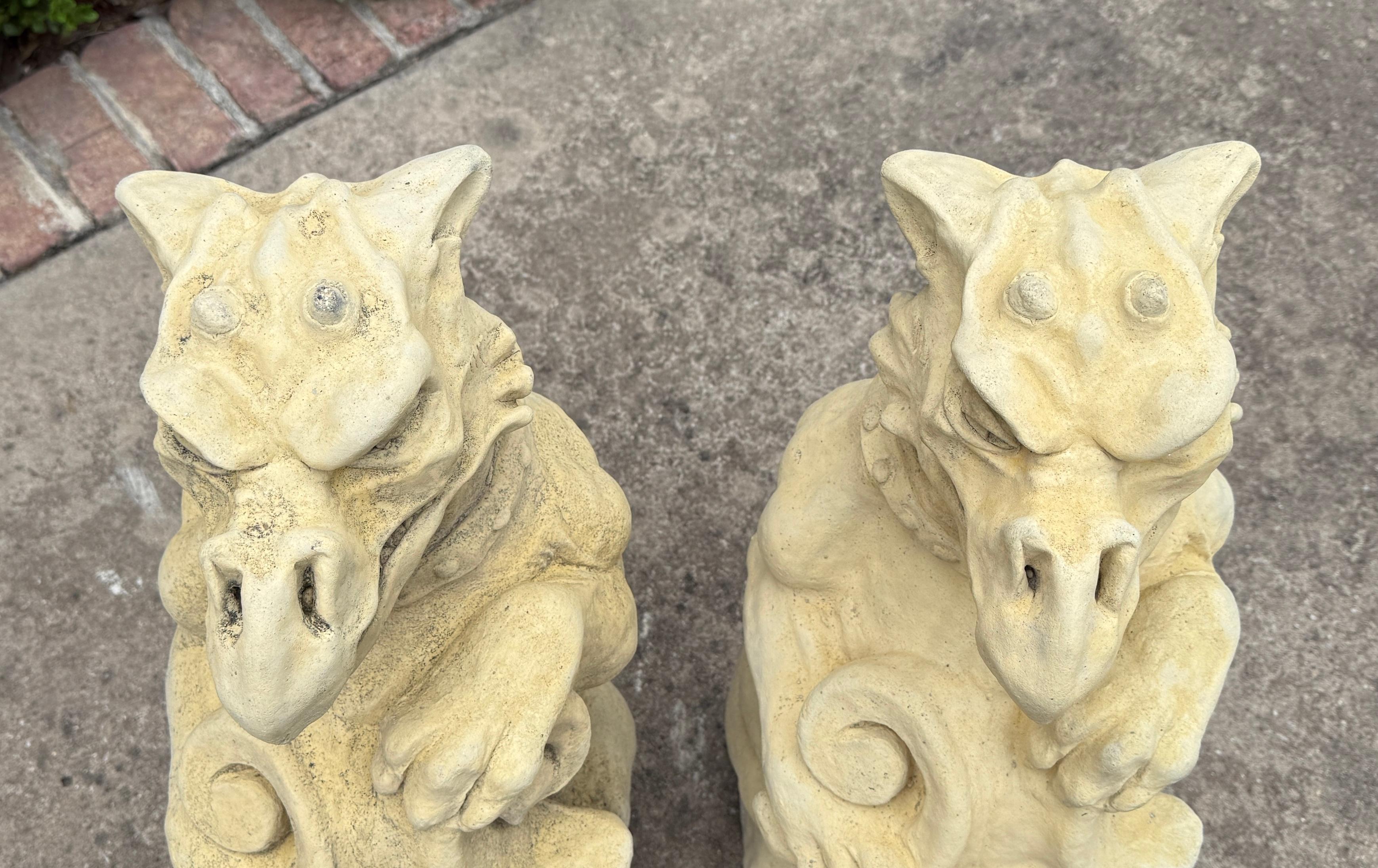 Vintage English Statues Garden Figures Gargoyles Shield Cast Stone Pair For Sale 12