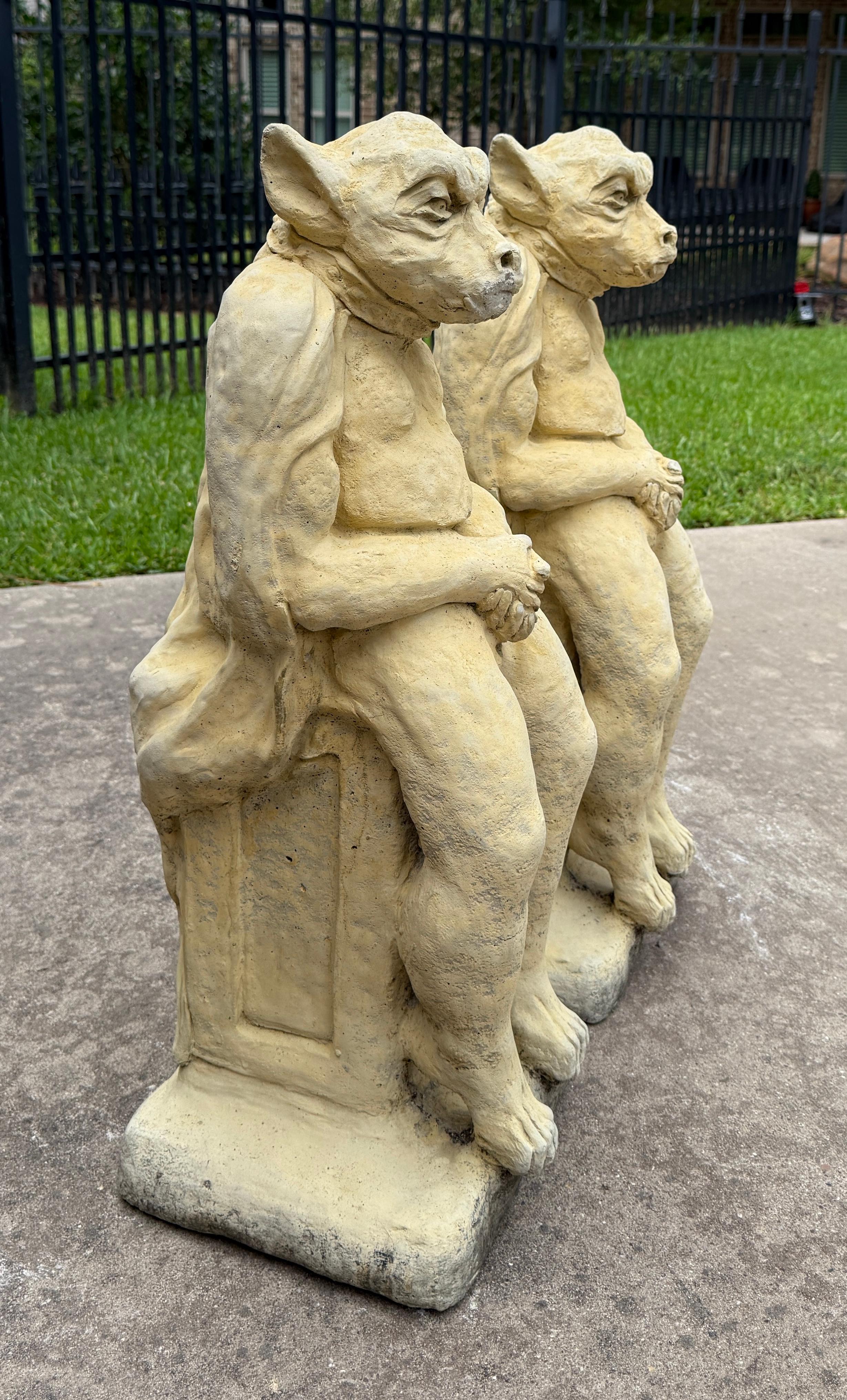 Vintage English Statues Garden Figures Gargoyles Seated Cast Stone Pair In Good Condition For Sale In Tyler, TX
