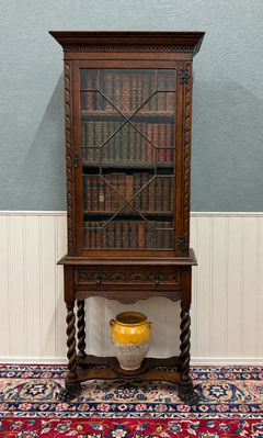Antike Bücher- und Vitrine im englischen Eichenholz-Stil im jakobinischen Revival-Stil mit „Barley Twist“-Verzierung, um 1890