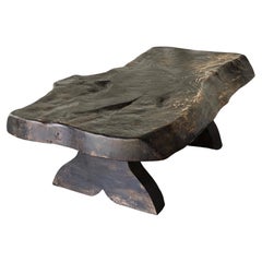 Table basse Wabi Sabi Live Edge en bois teinté foncé des années 1960