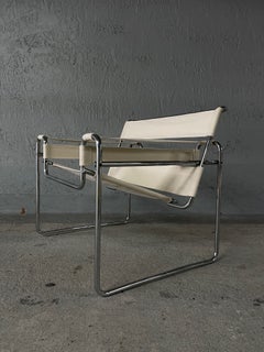 Mid-20th Century Marcel Breuer 'Wassily' Chair for Gavina