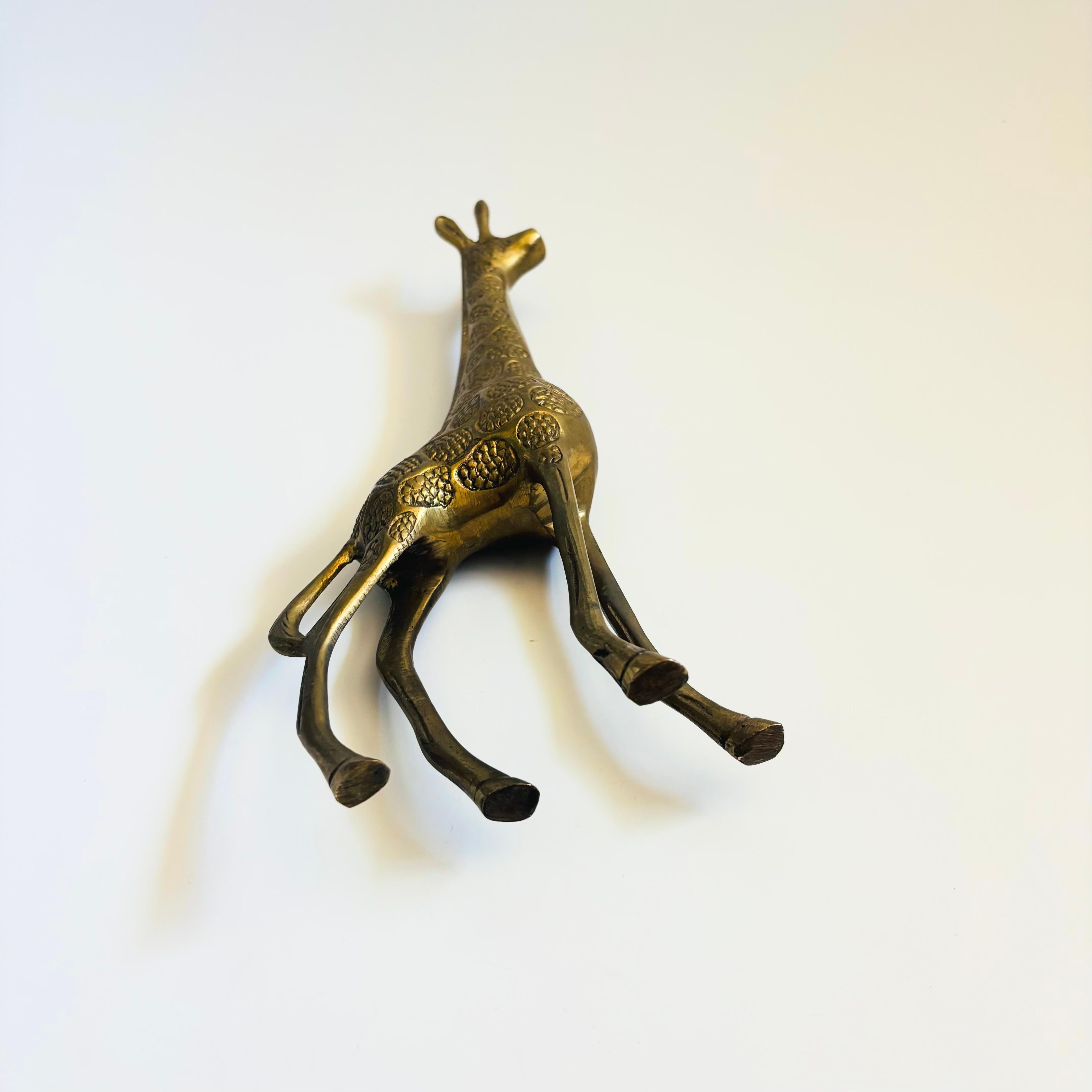 Giraffa alta in ottone vintage in vendita 2