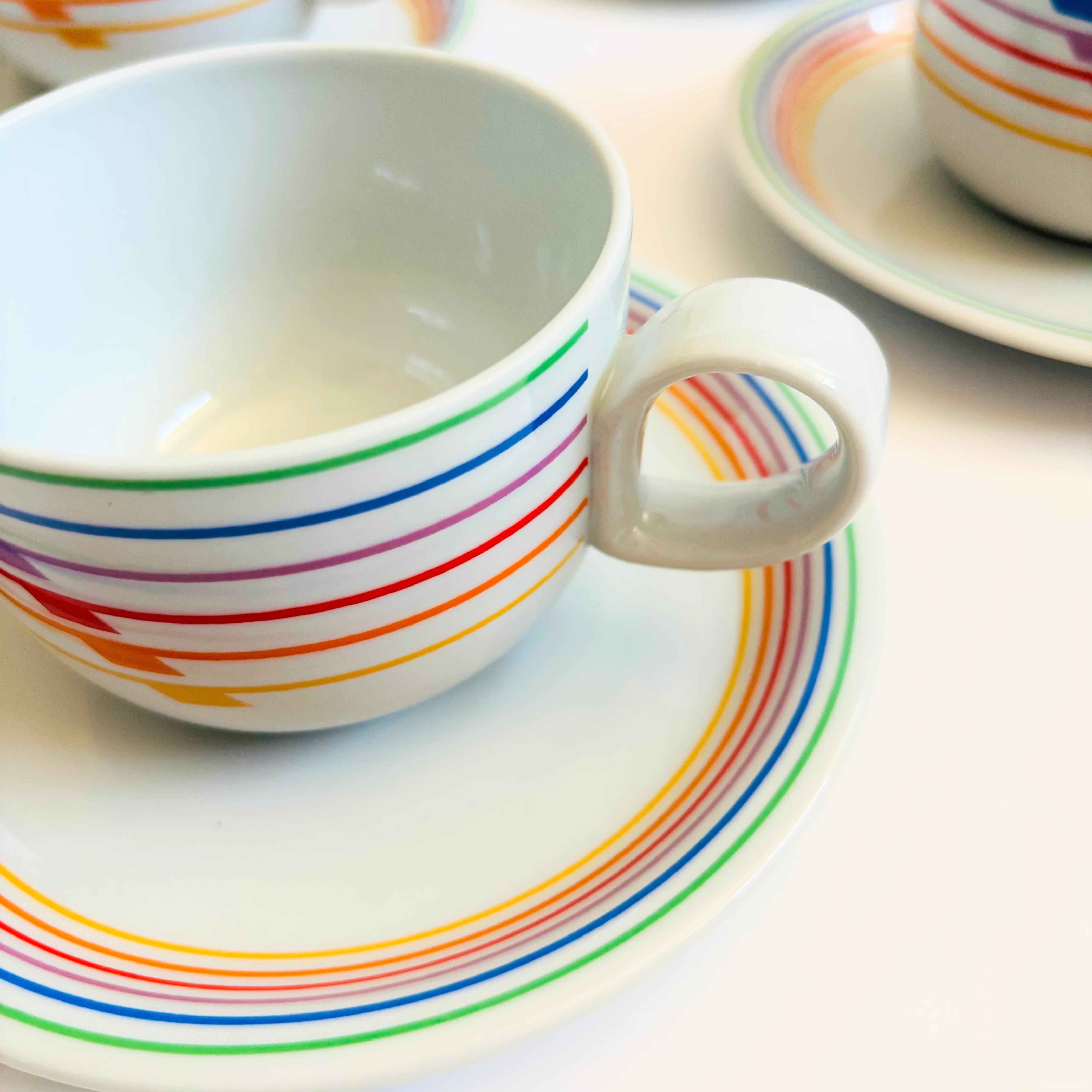 1980er Block Sextett Regenbogen Tassen und Untertassen - 6er Set im Zustand „Gut“ im Angebot in Fairfield, CA