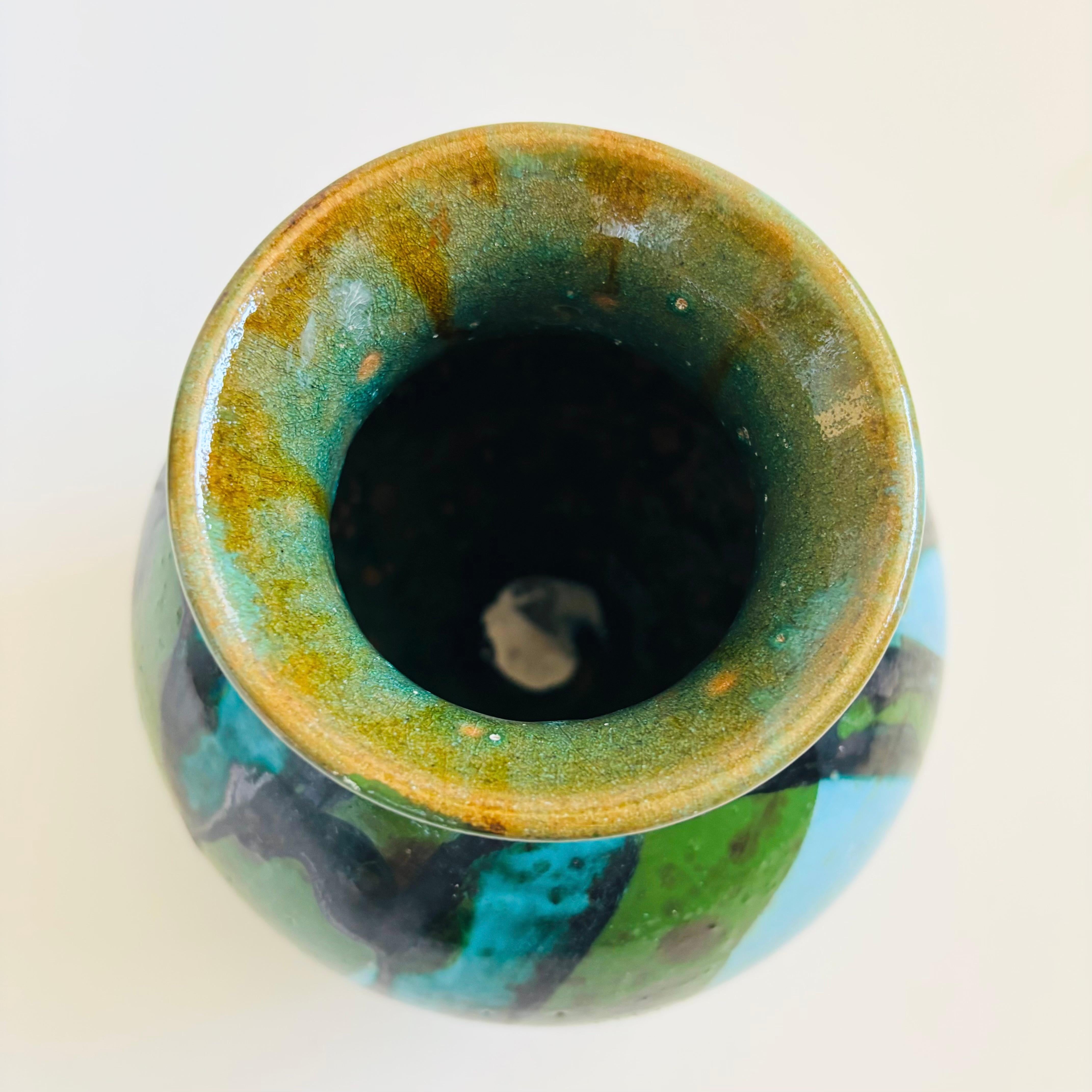 Organic Modern Green Studio Pottery Vase For Sale