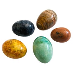 Lot de 5 œufs en pierre vintage