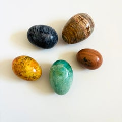 Lot de 5 œufs en pierre vintage
