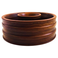 Mid-Century Modern Large Ribbed Wood Chip and Dip Serving Bowl, 1960s