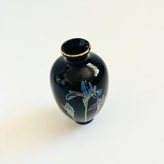 Vintage-Keramikvase „Black Iris“ von Otagiri, Japan, um die 1980er Jahre