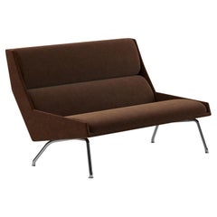 Loveseat de Kent conçu par Yaniv Chen pour Lemon in Romo Forenza en velours de coton Loveseat de Kent conçu par Yaniv Chen pour Lemon in Romo Forenza en velours de coton