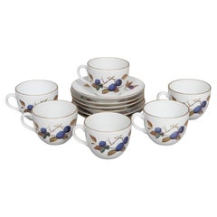 English Porcelain Evesham Teacups and Saucers by Royal Worcester