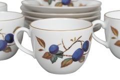 English Porcelain Evesham Teacups and Saucers by Royal Worcester