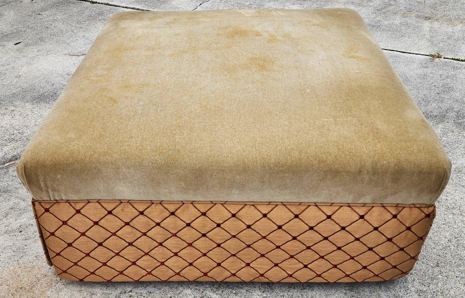 Walter E Smithe Cocktail Ottoman In Good Condition For Sale In Lake Worth, FL