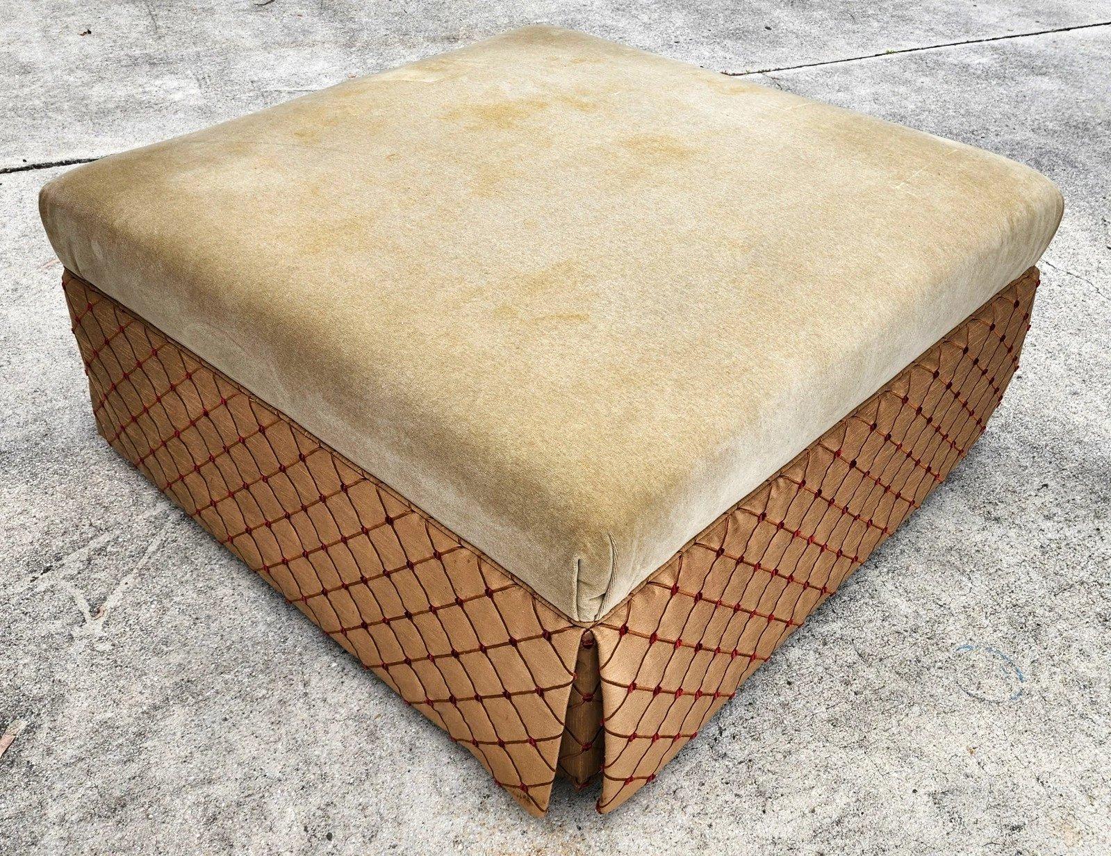 Late 20th Century Walter E Smithe Cocktail Ottoman For Sale