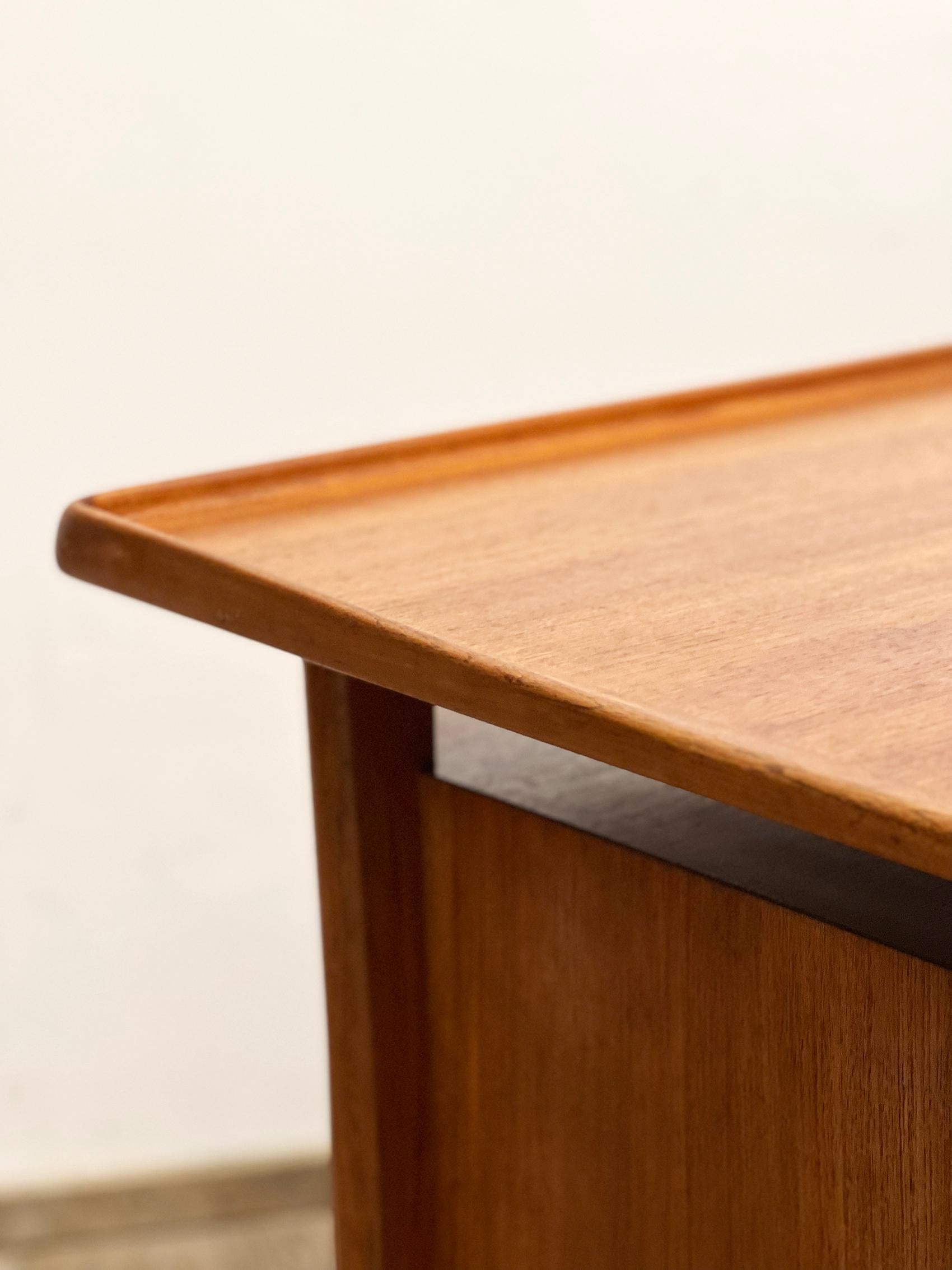 Mid-Century Teak Desk, Danish Design by Peter Løvig Nielsen, Denmark, 1970s For Sale 7