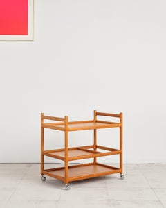Carrito de bar de teca diseñado por Johannes Andersen para Silkeborg, diseño escandinavo, MCM