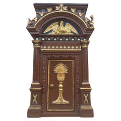 Ancien tabernacle religieux en bois doré polychrome et en fonte