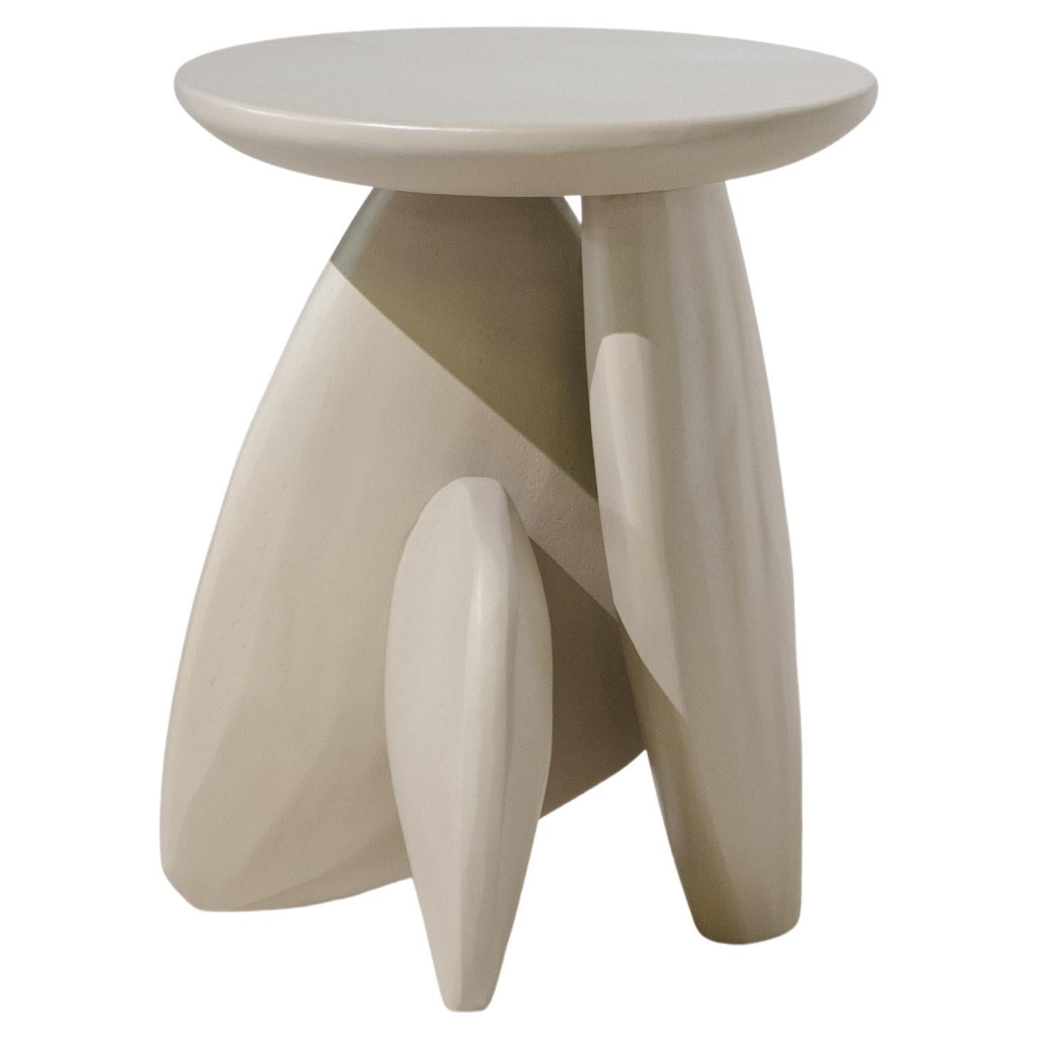 Sgabello Pebble Type 01, Stone White Monkey Pod Wood