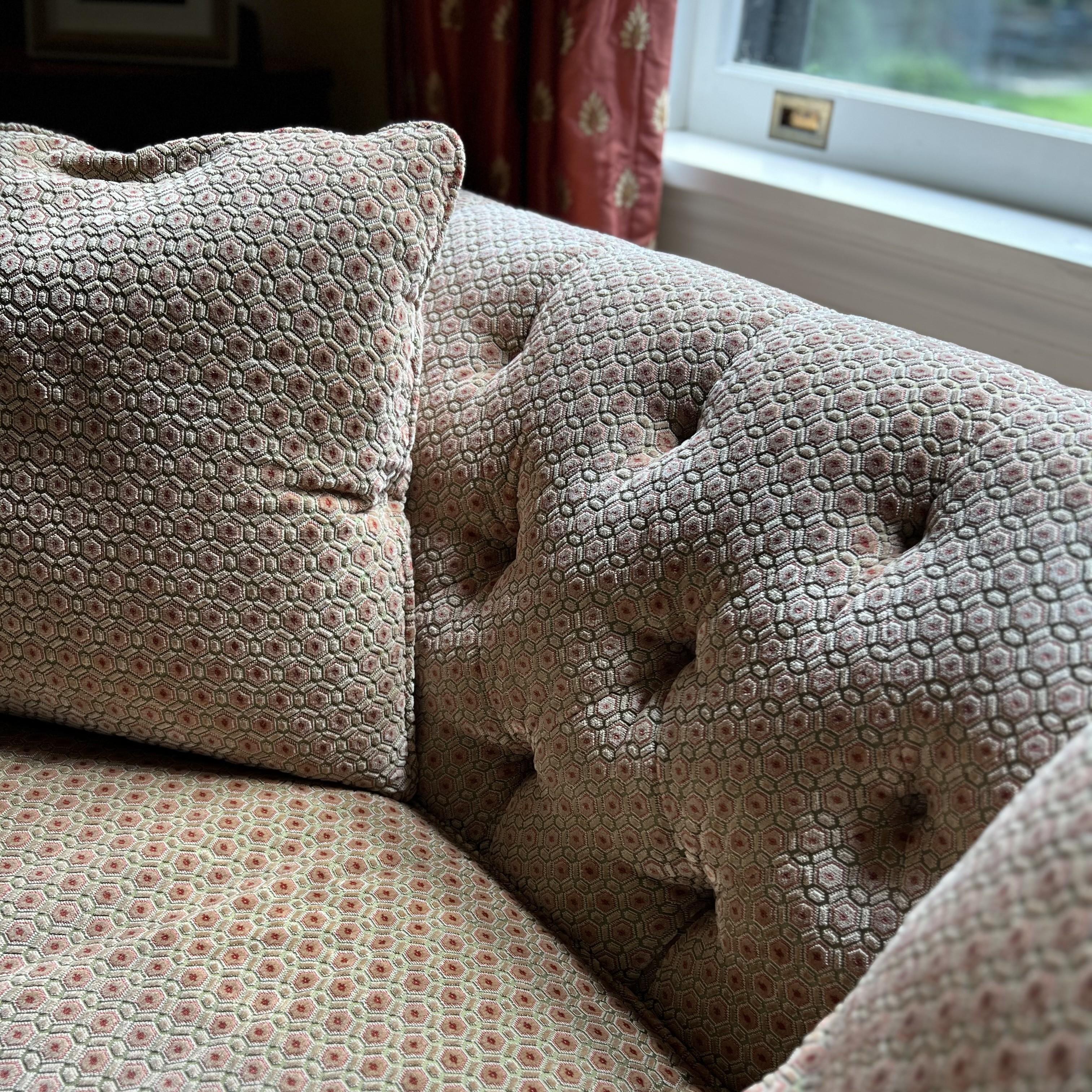 Brunschwig & Fils Custom Piedmont Tufted Loveseat in Geometric Velour Fabric For Sale 4