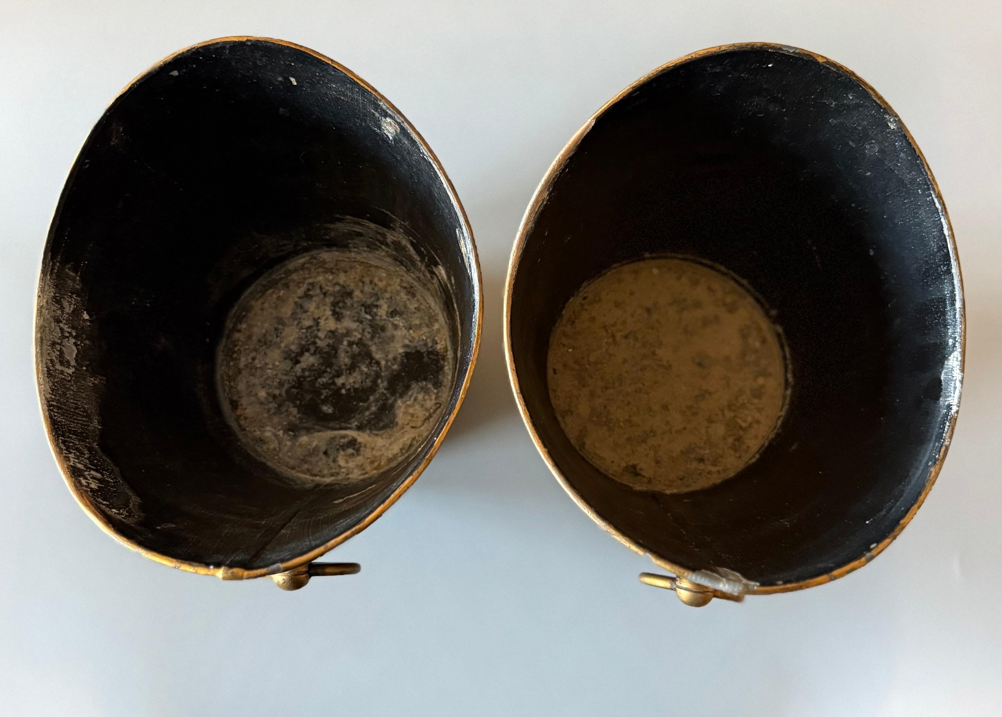 Paire de Cachepots Jardinieres Anciennes Toles Néoclassiques Françaises Dorées en vente 3