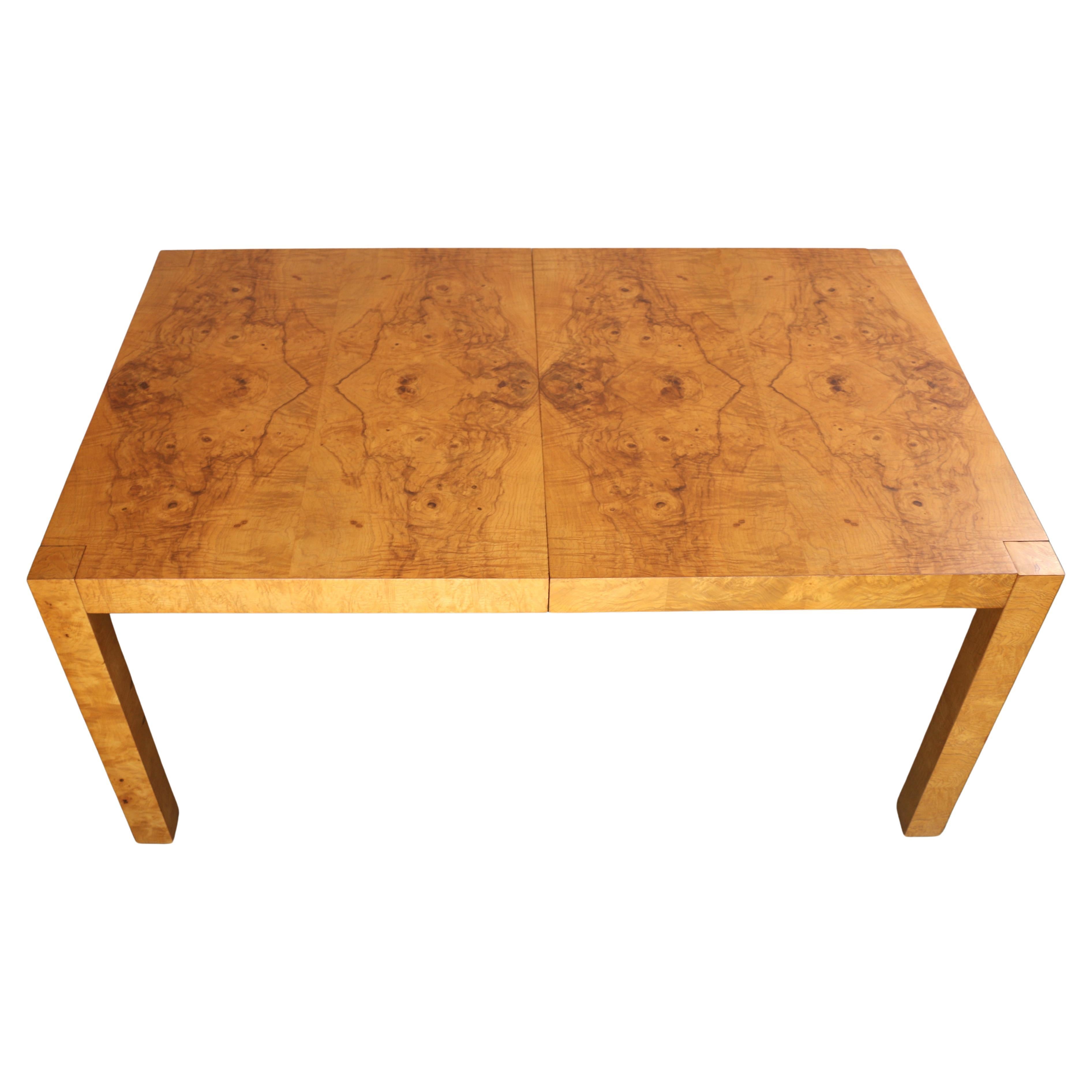Mesa de comedor extensible de madera de Burlwood de mediados de los 60 con 2 hojas