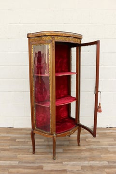 19th Century French Louis XV Vitrine Curio Cabinet With Marble Top & Ormolu