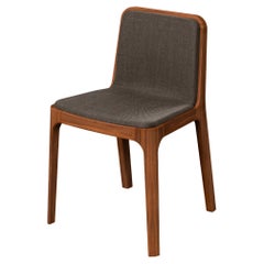 Silla Moderna Minimalista, Madera de Fresno / Teñida de Nogal Tapicería de Tela Finlandesa
