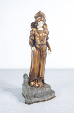 Scultura di giovane dama in costume rinascimentale, Dominique ALONZO. Francia