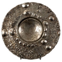 Assiette sculpturale en céramique italienne, lustre argenté platine, pièce maîtresse faite main