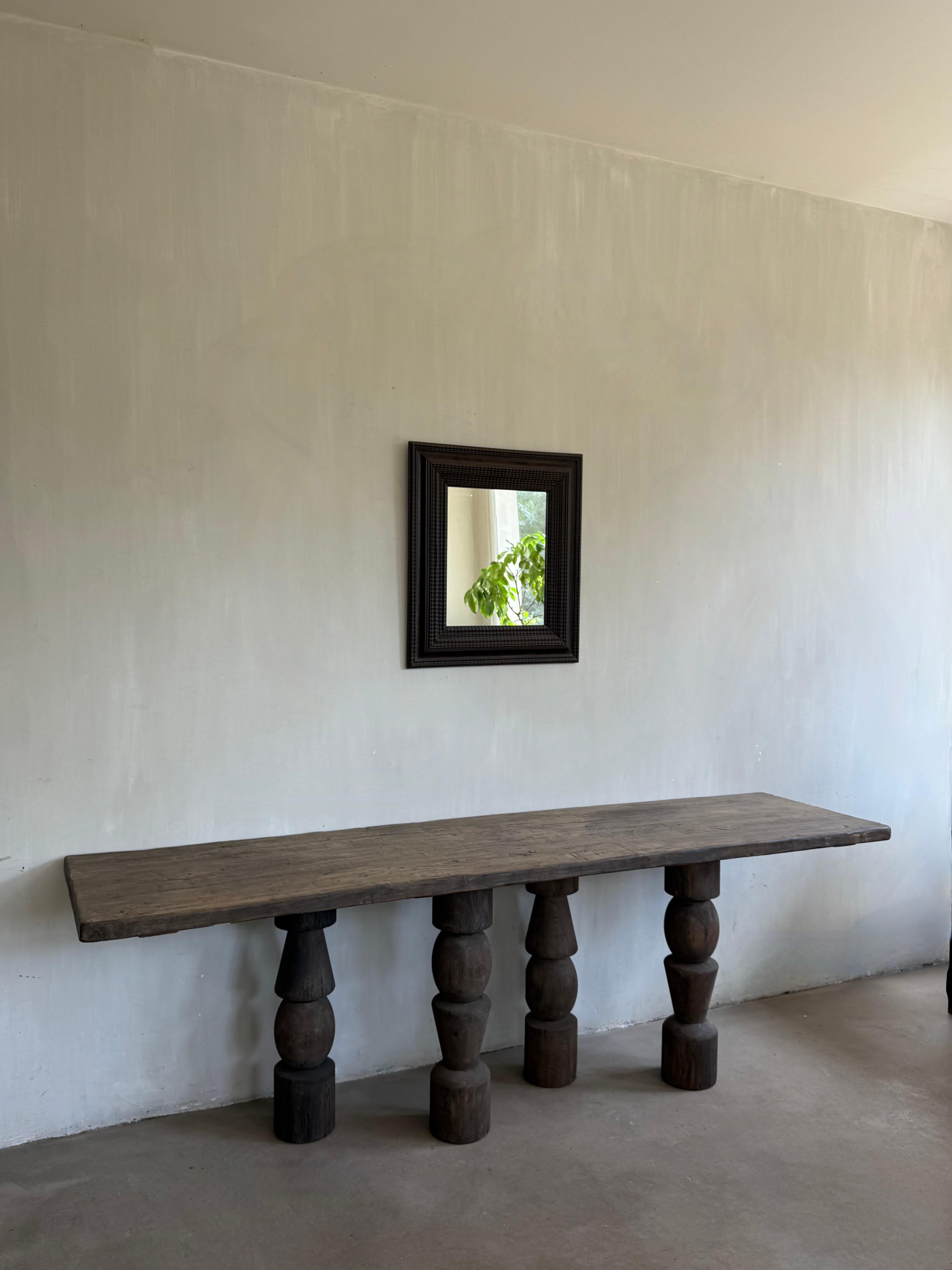 Ancienne console avec base sculptée en vente 2