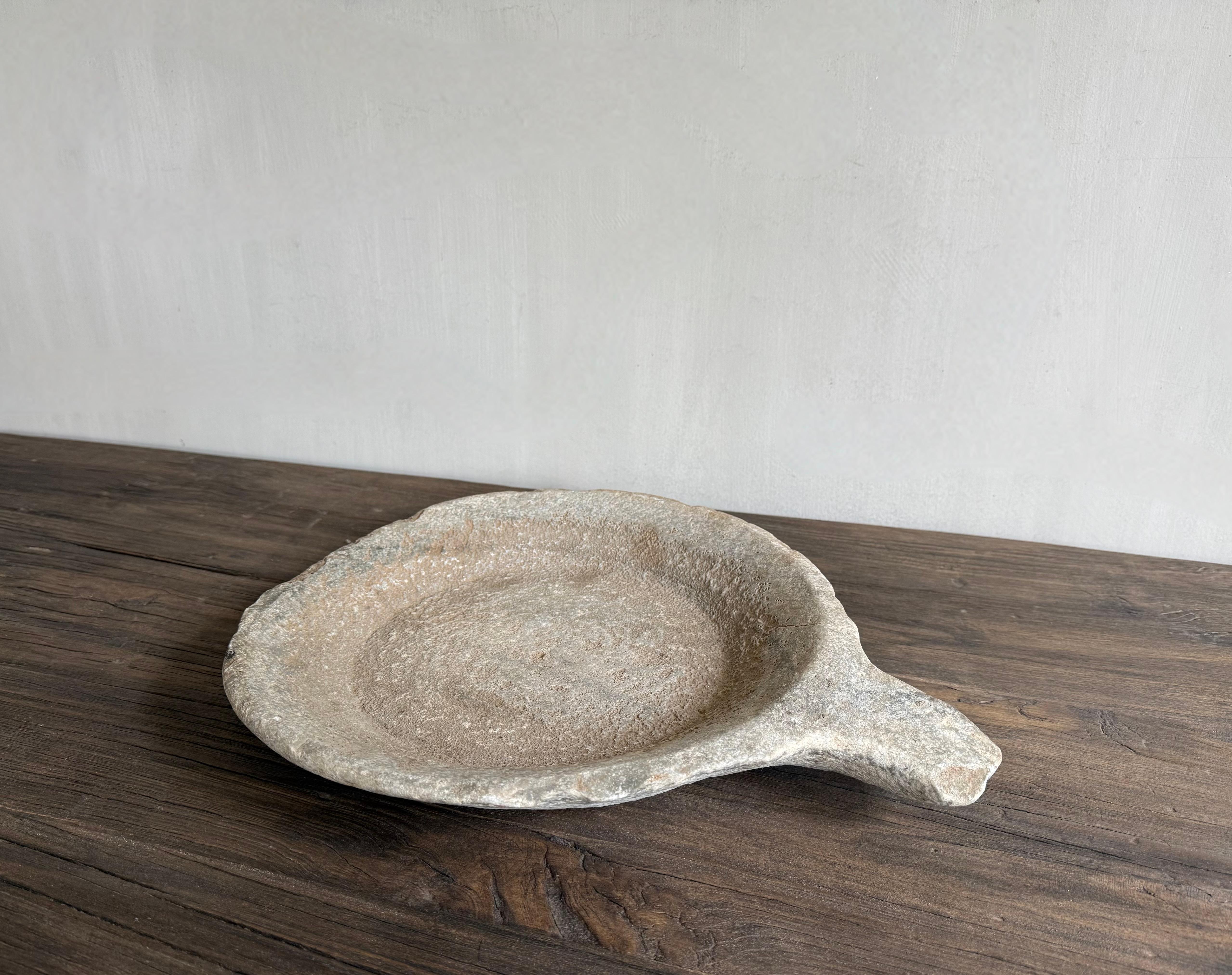 Pierre A.I.C Stone Primitive 19th C Stone Platter en vente